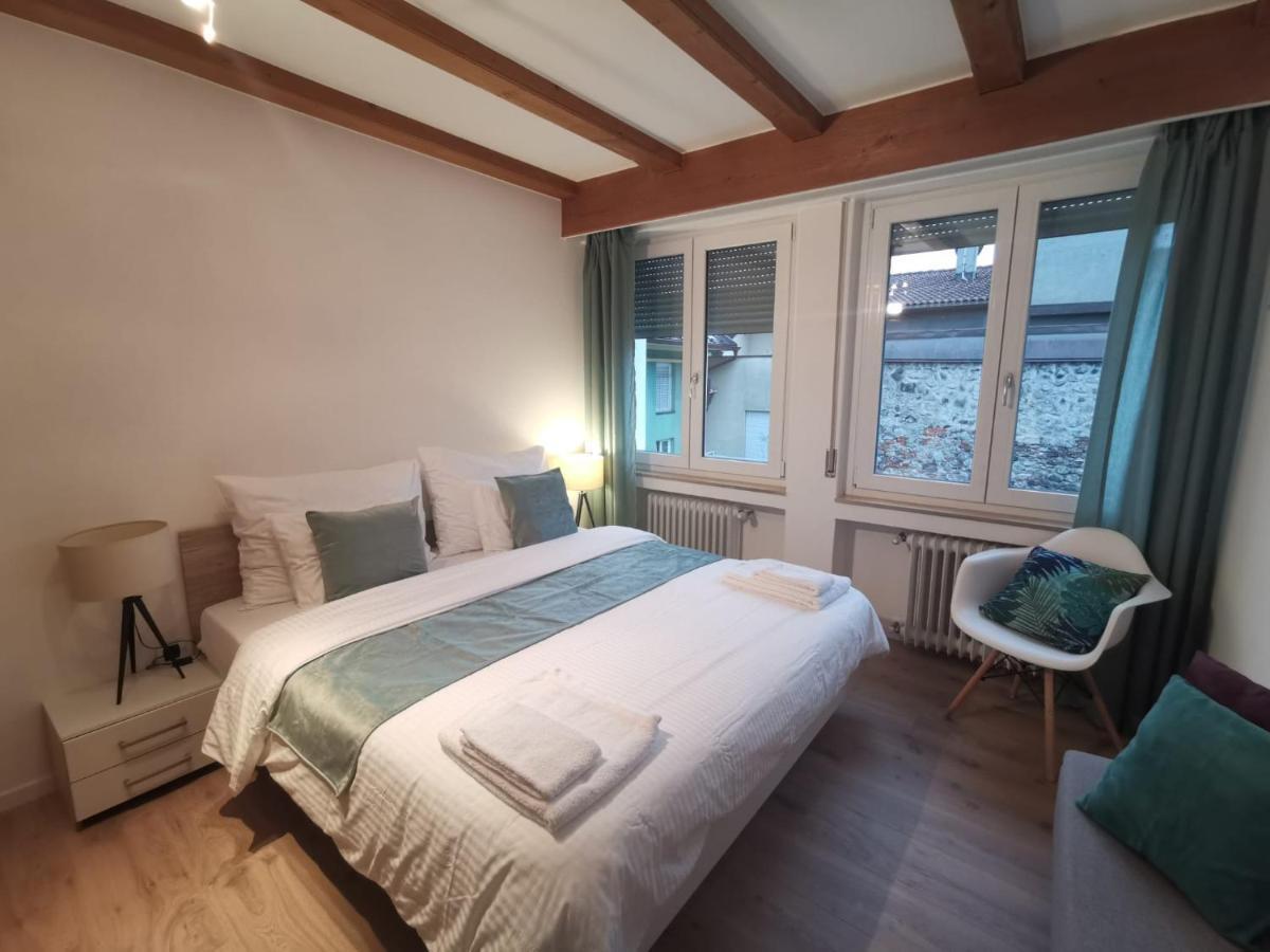221 Apartment